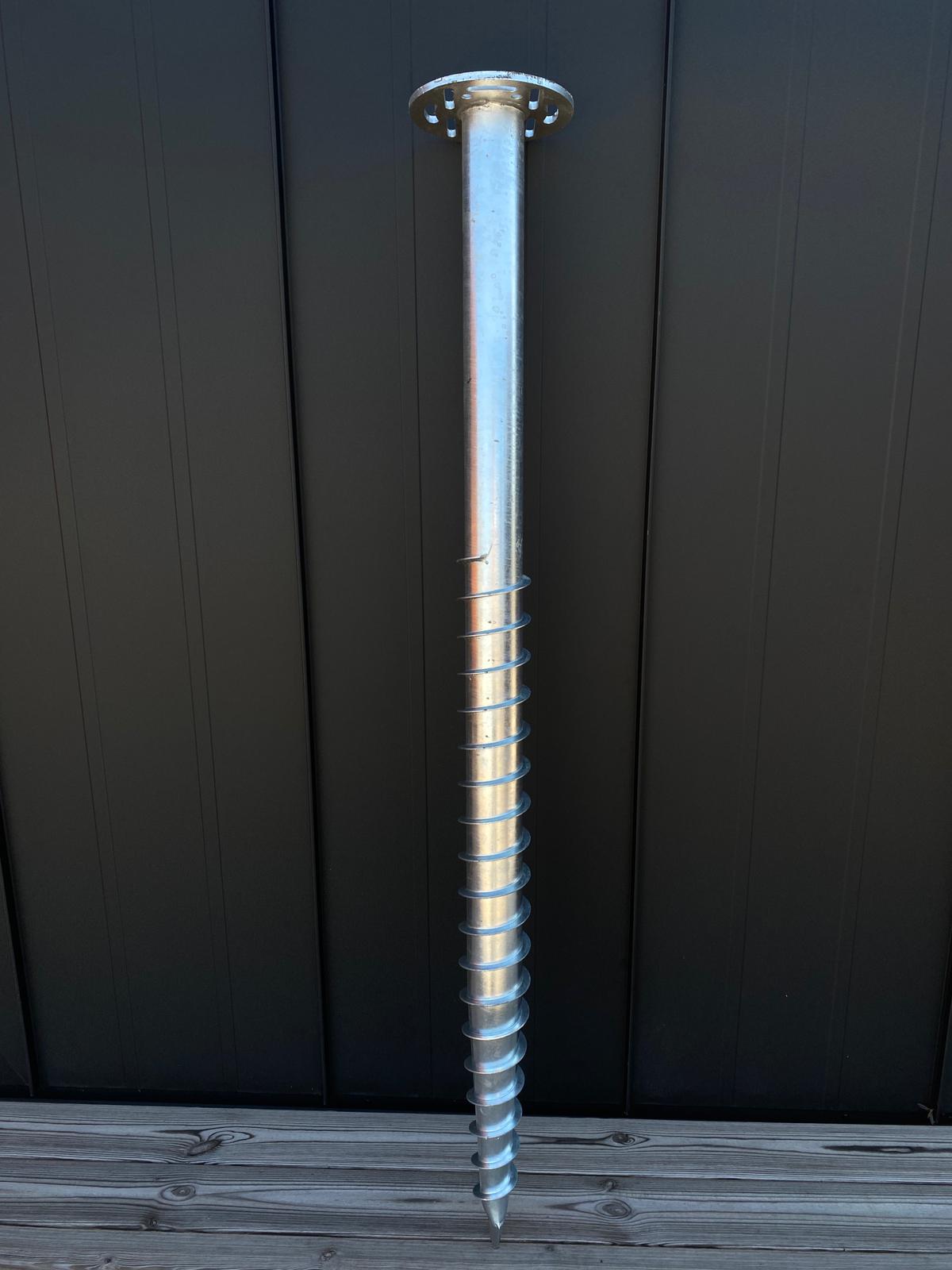 ES zemējuma skrūve