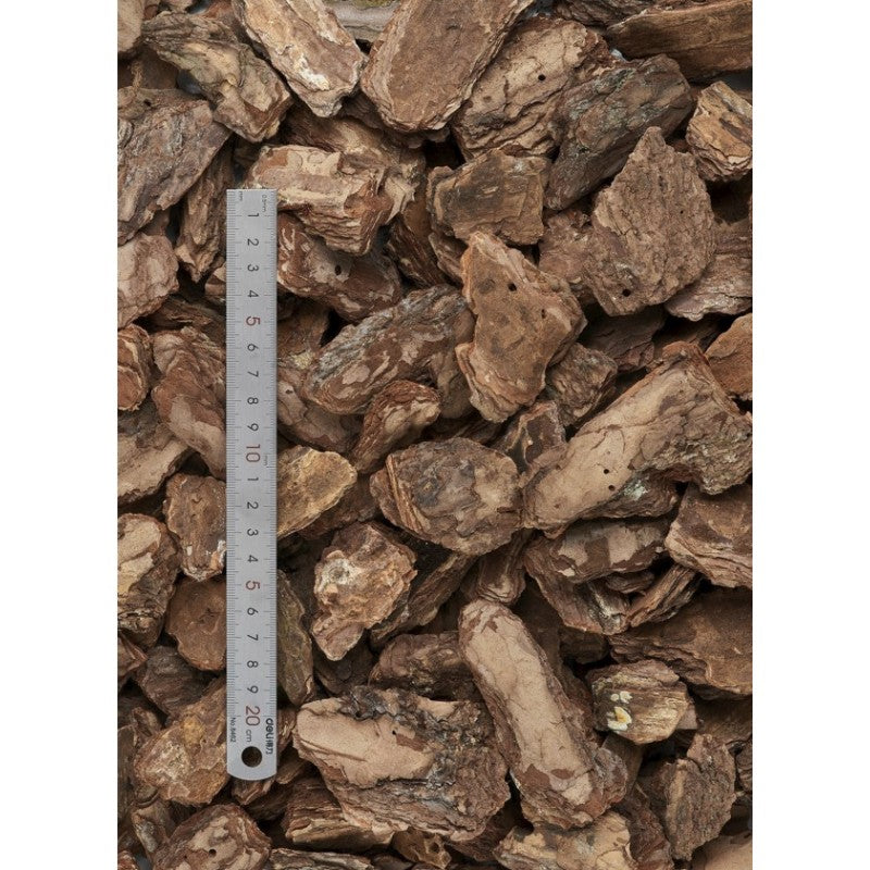 Pušų žievės mulčias Premium 30/70mm, 50l